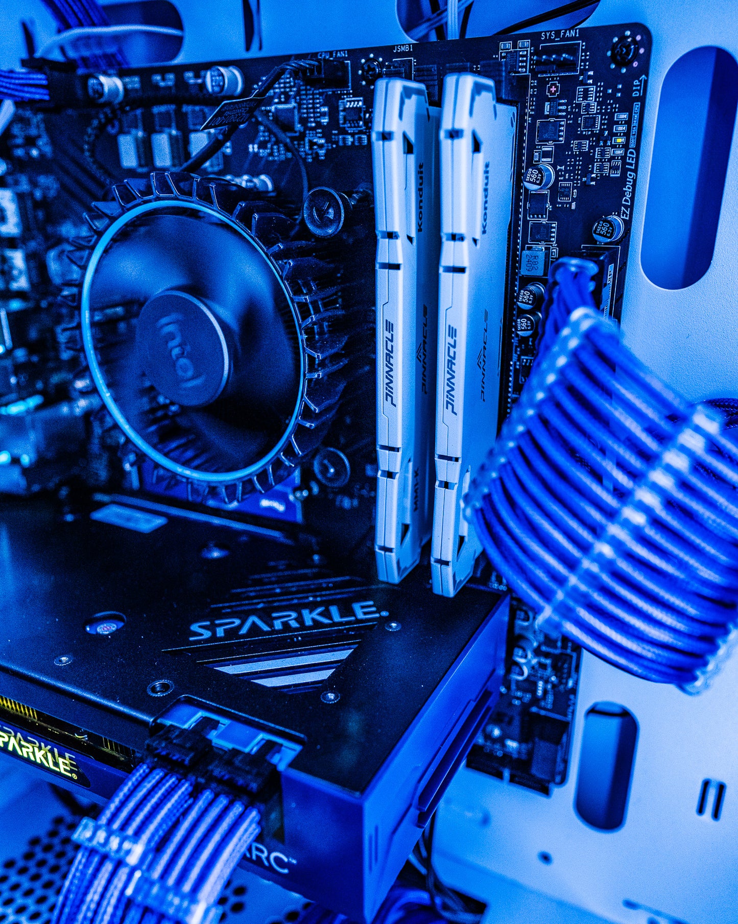 INTEL ARC A580 & i3 1200F CUSTOM GAMING PC